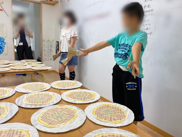 ひっくり返しゲーム お好み焼き編 子どもみらいサポート あくしす 神戸市北区 兵庫区にある児童発達支援 放課後等デイサービス
